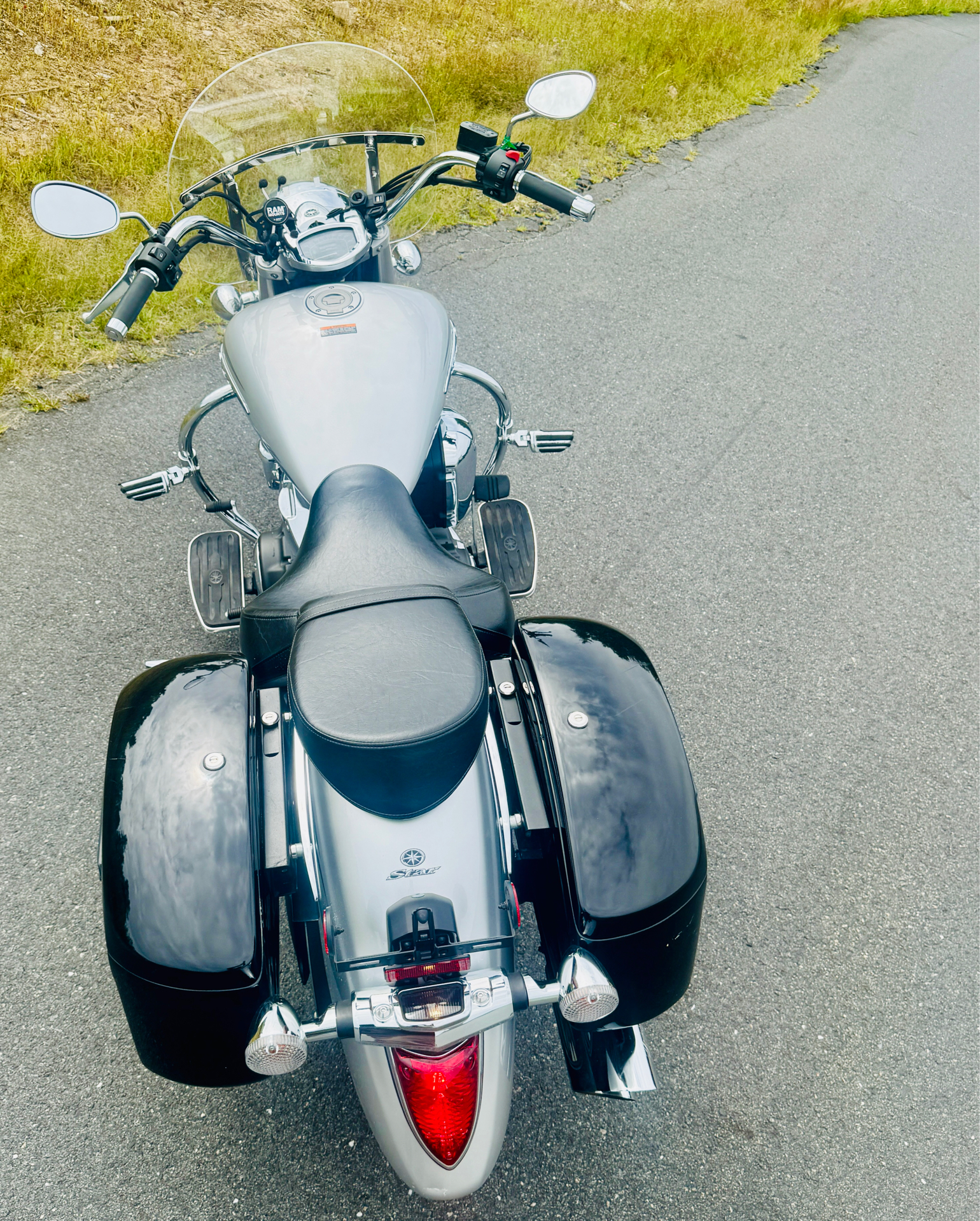 2015 Yamaha V Star 1300 in Foxboro, Massachusetts - Photo 9