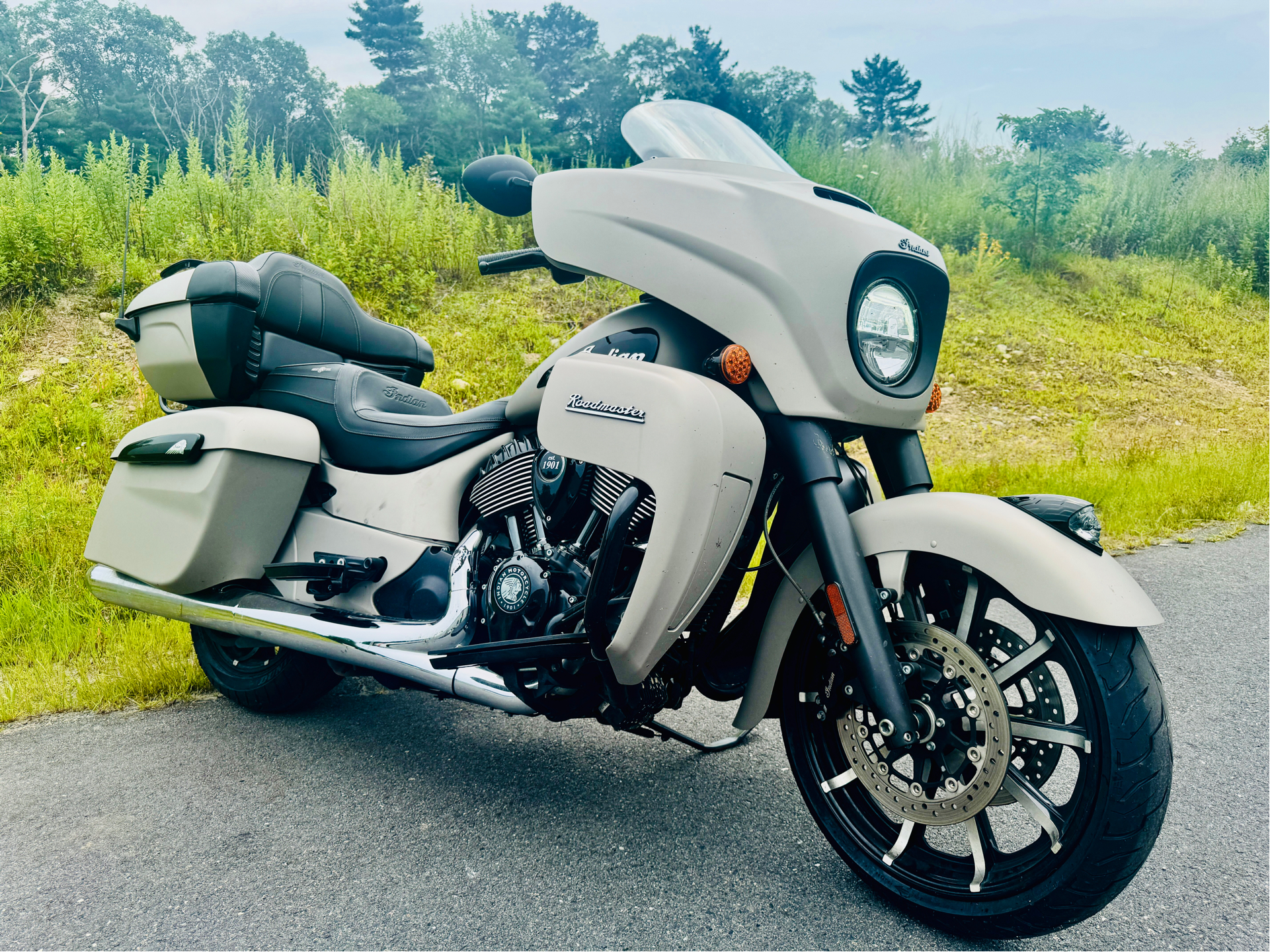 2022 Indian Motorcycle Roadmaster® Dark Horse® in Foxboro, Massachusetts - Photo 22