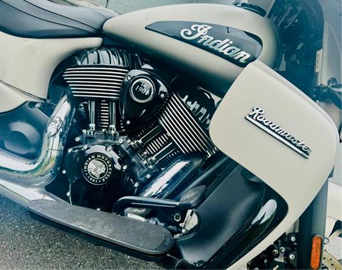 2022 Indian Motorcycle Roadmaster® Dark Horse® in Foxboro, Massachusetts - Photo 15