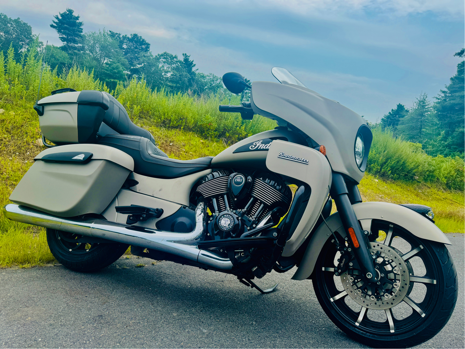 2022 Indian Motorcycle Roadmaster® Dark Horse® in Foxboro, Massachusetts - Photo 1