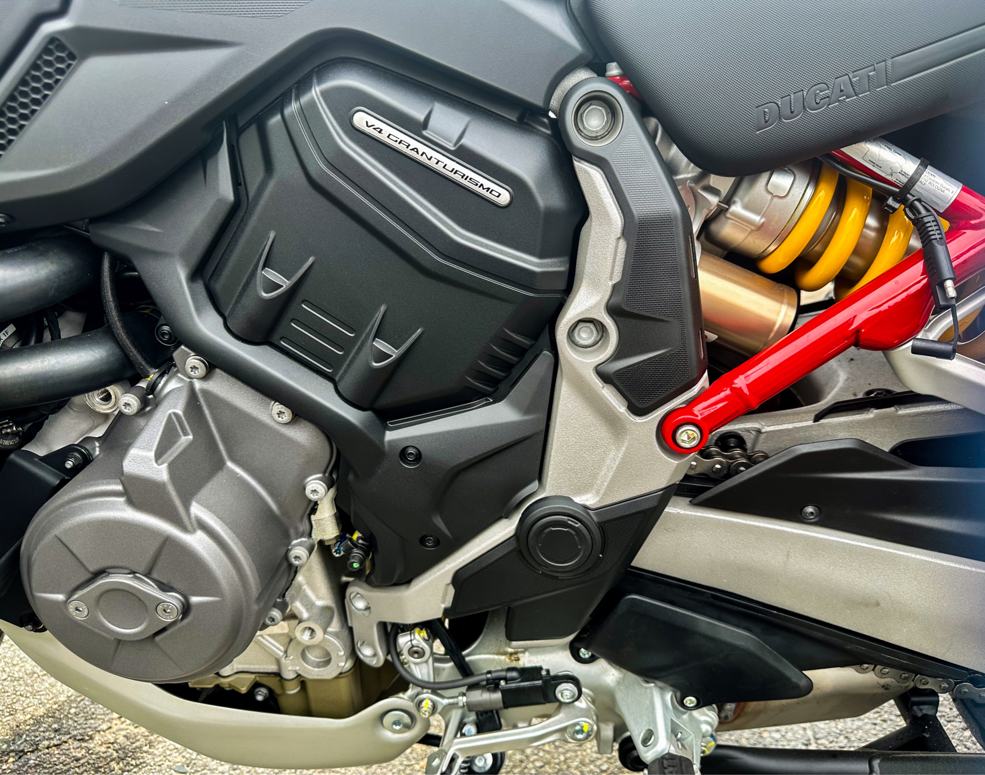 2023 Ducati Multistrada V4 S Travel & Radar Spoked Wheels in Foxboro, Massachusetts - Photo 14