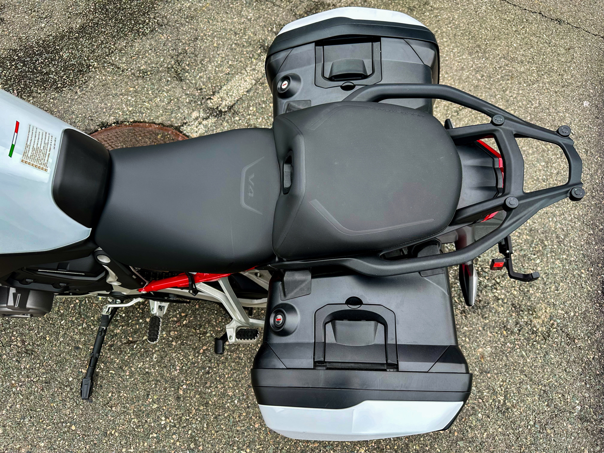 2023 Ducati Multistrada V4 S Travel & Radar Spoked Wheels in Foxboro, Massachusetts - Photo 7