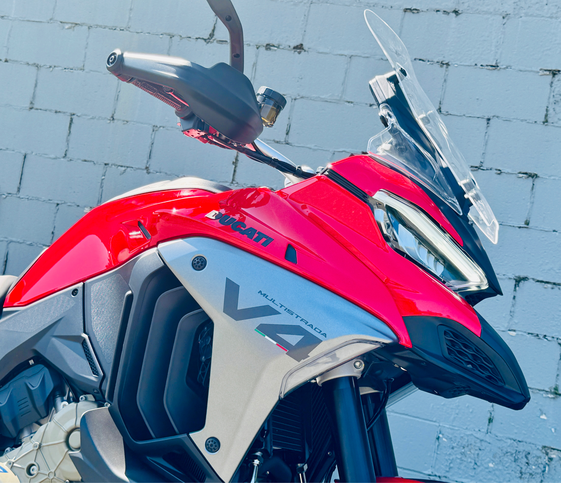 2025 Ducati Multistrada V4 in Foxboro, Massachusetts - Photo 8