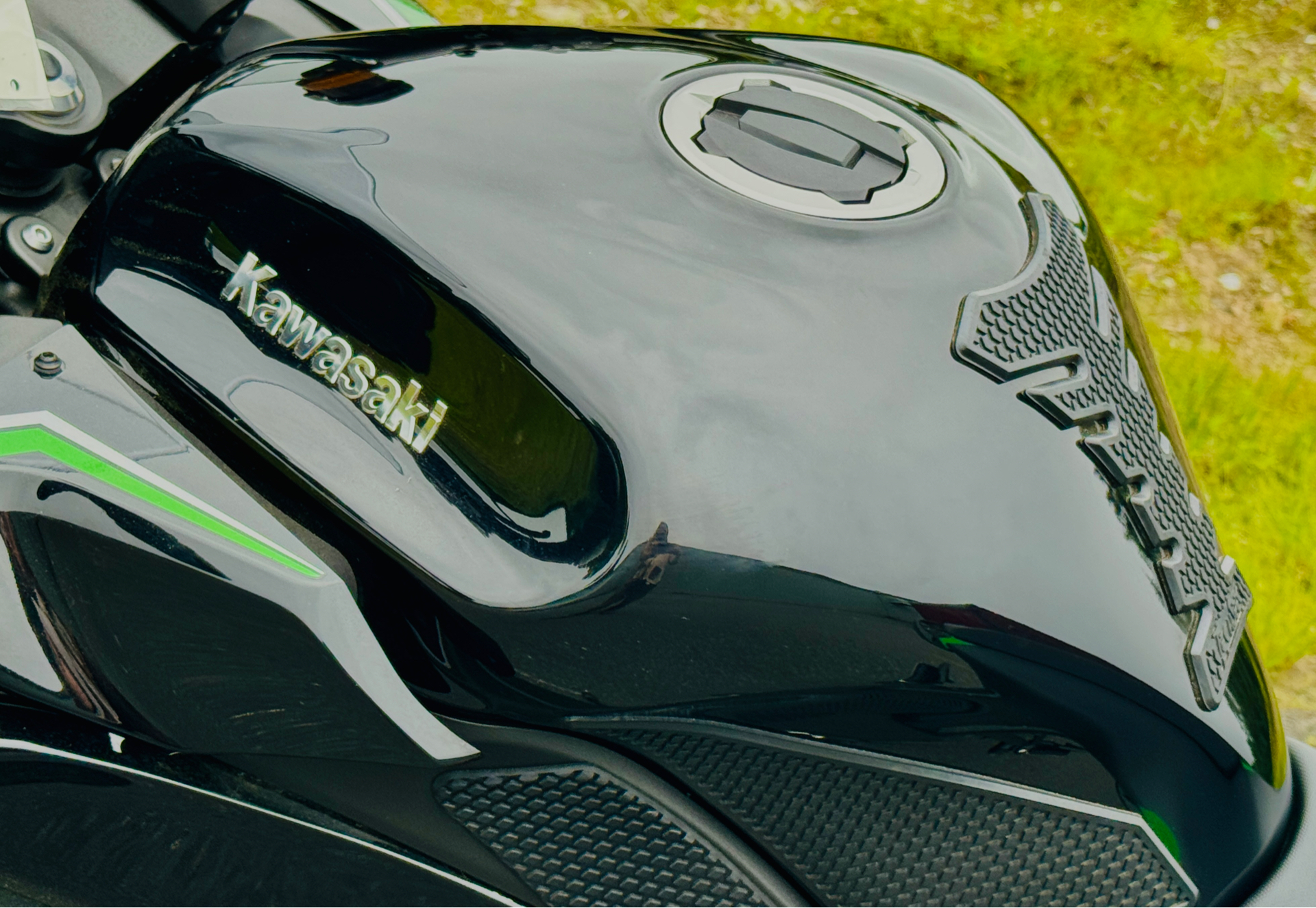2023 Kawasaki Ninja 1000SX in Foxboro, Massachusetts - Photo 13