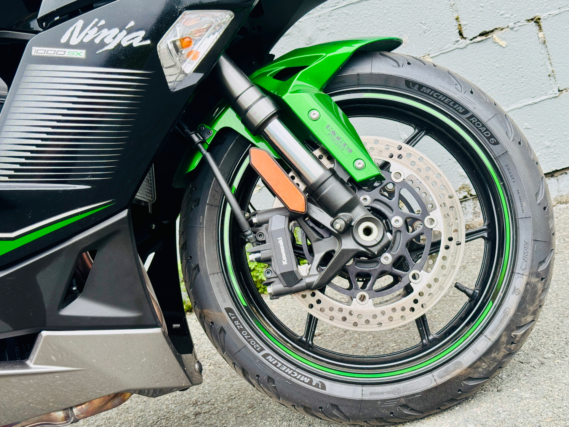 2023 Kawasaki Ninja 1000SX in Foxboro, Massachusetts - Photo 18