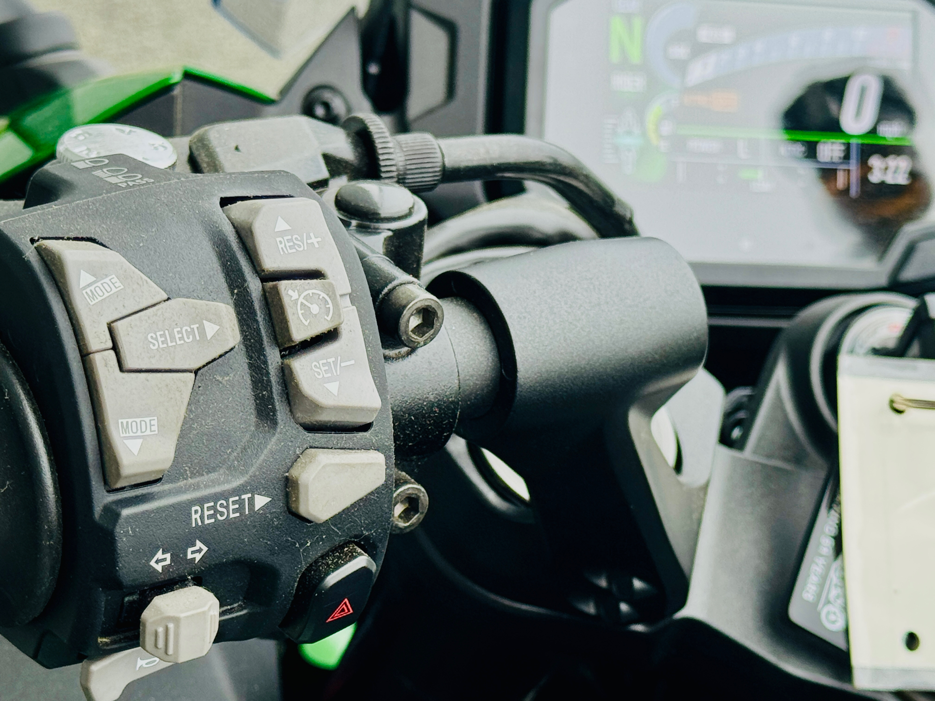 2023 Kawasaki Ninja 1000SX in Foxboro, Massachusetts - Photo 4