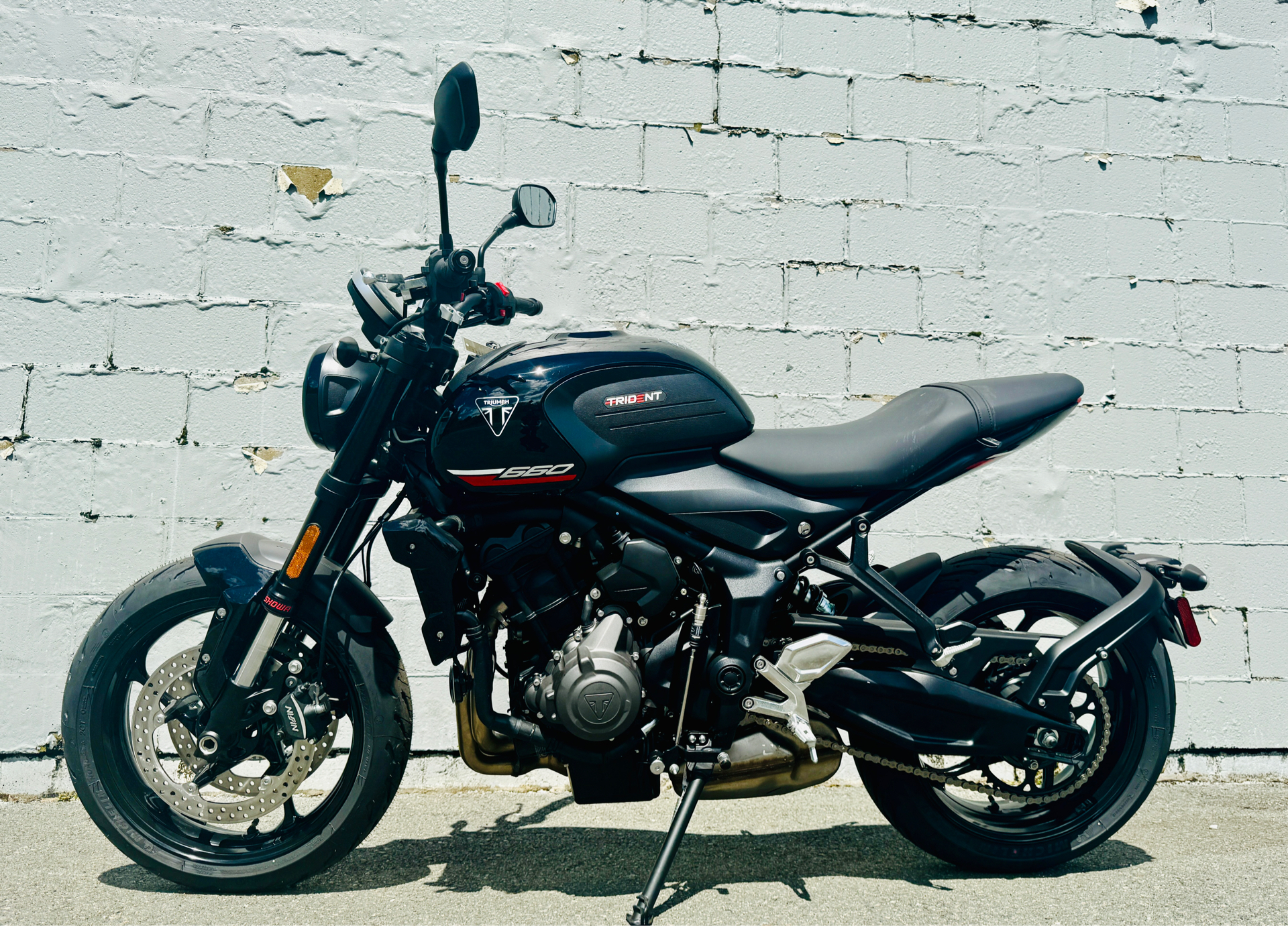 2025 Triumph Trident 660 in Foxboro, Massachusetts - Photo 8