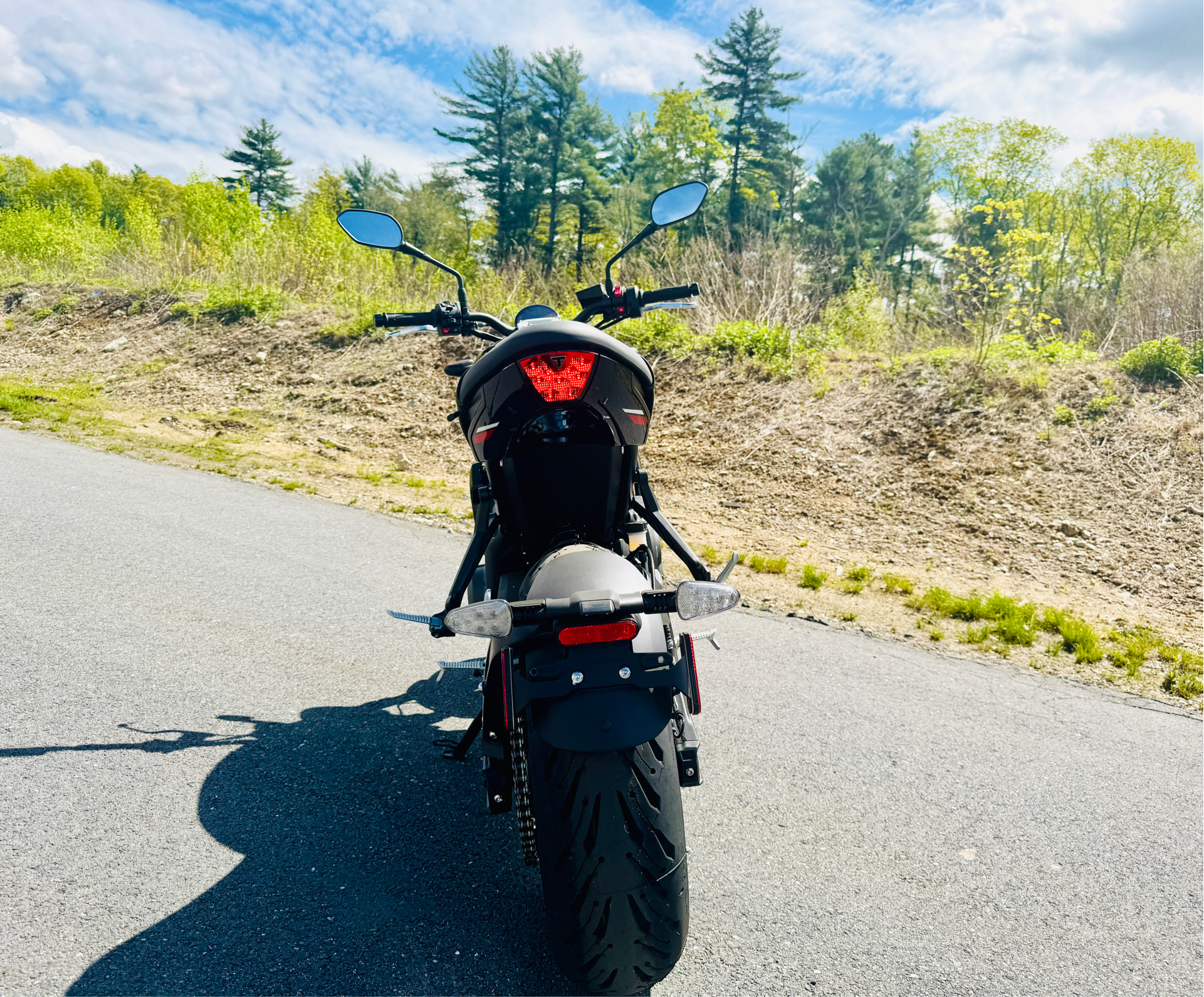 2025 Triumph Trident 660 in Foxboro, Massachusetts - Photo 12