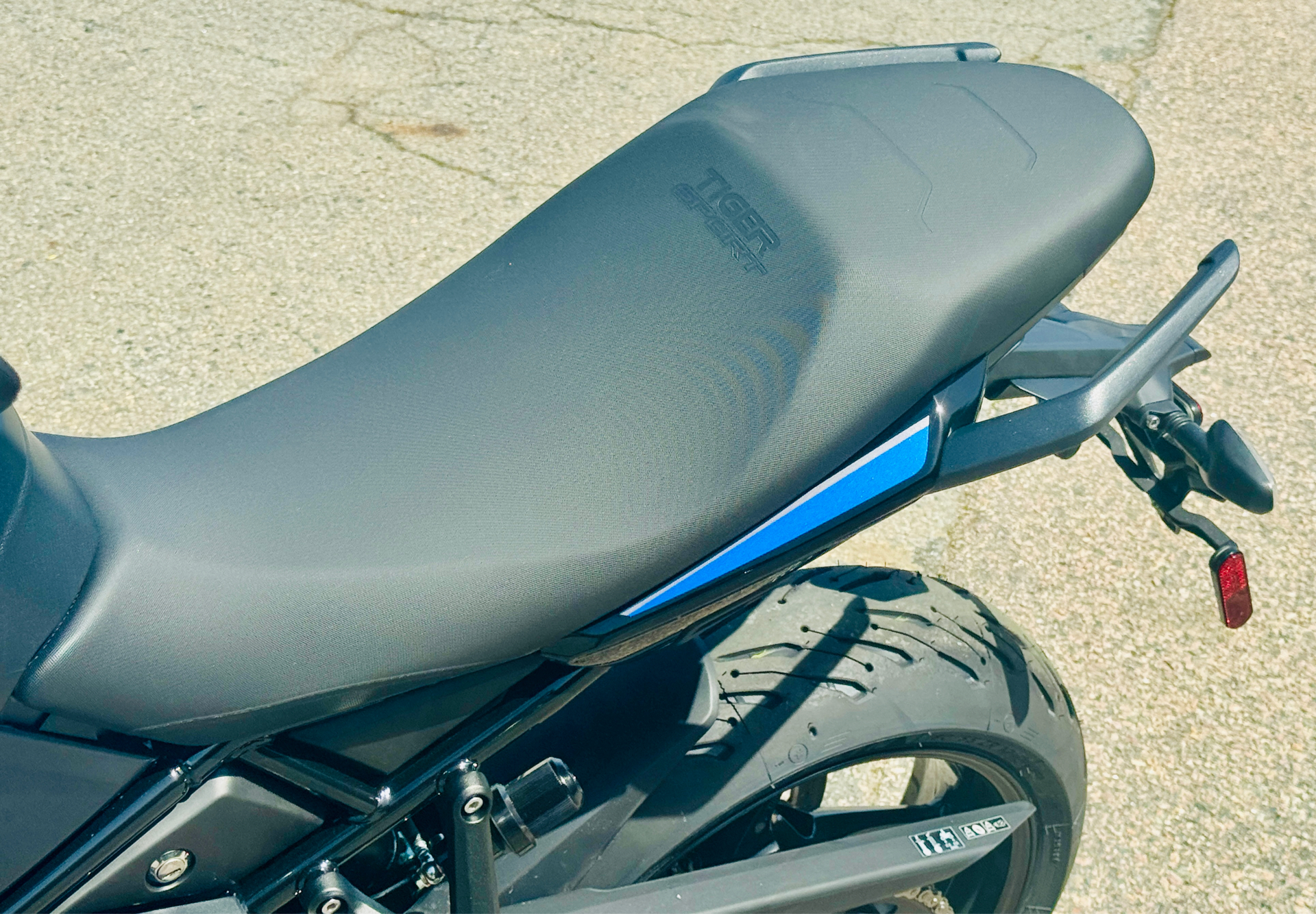 2025 Triumph Tiger Sport 800 in Foxboro, Massachusetts - Photo 12