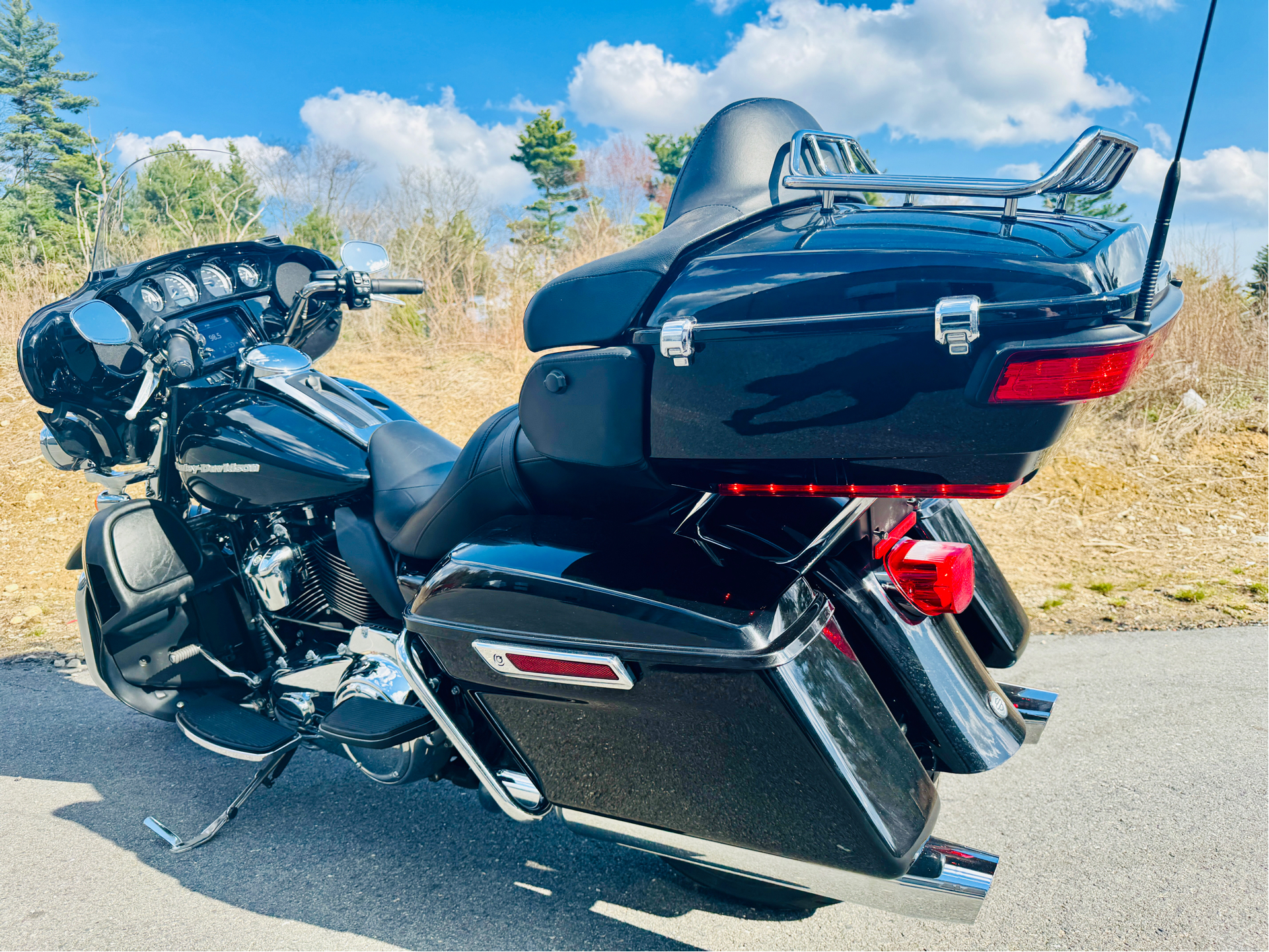 2020 Harley-Davidson Ultra Limited in Foxboro, Massachusetts - Photo 9