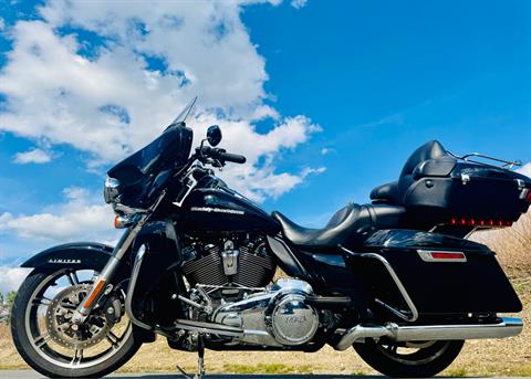 2020 Harley-Davidson Ultra Limited in Foxboro, Massachusetts - Photo 5