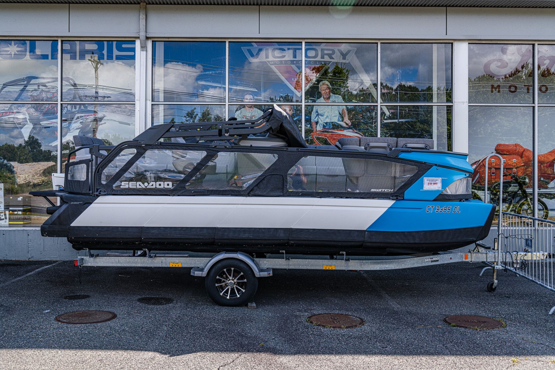 2023 Sea-Doo Switch Cruise 21 - 230 HP in Foxboro, Massachusetts - Photo 11