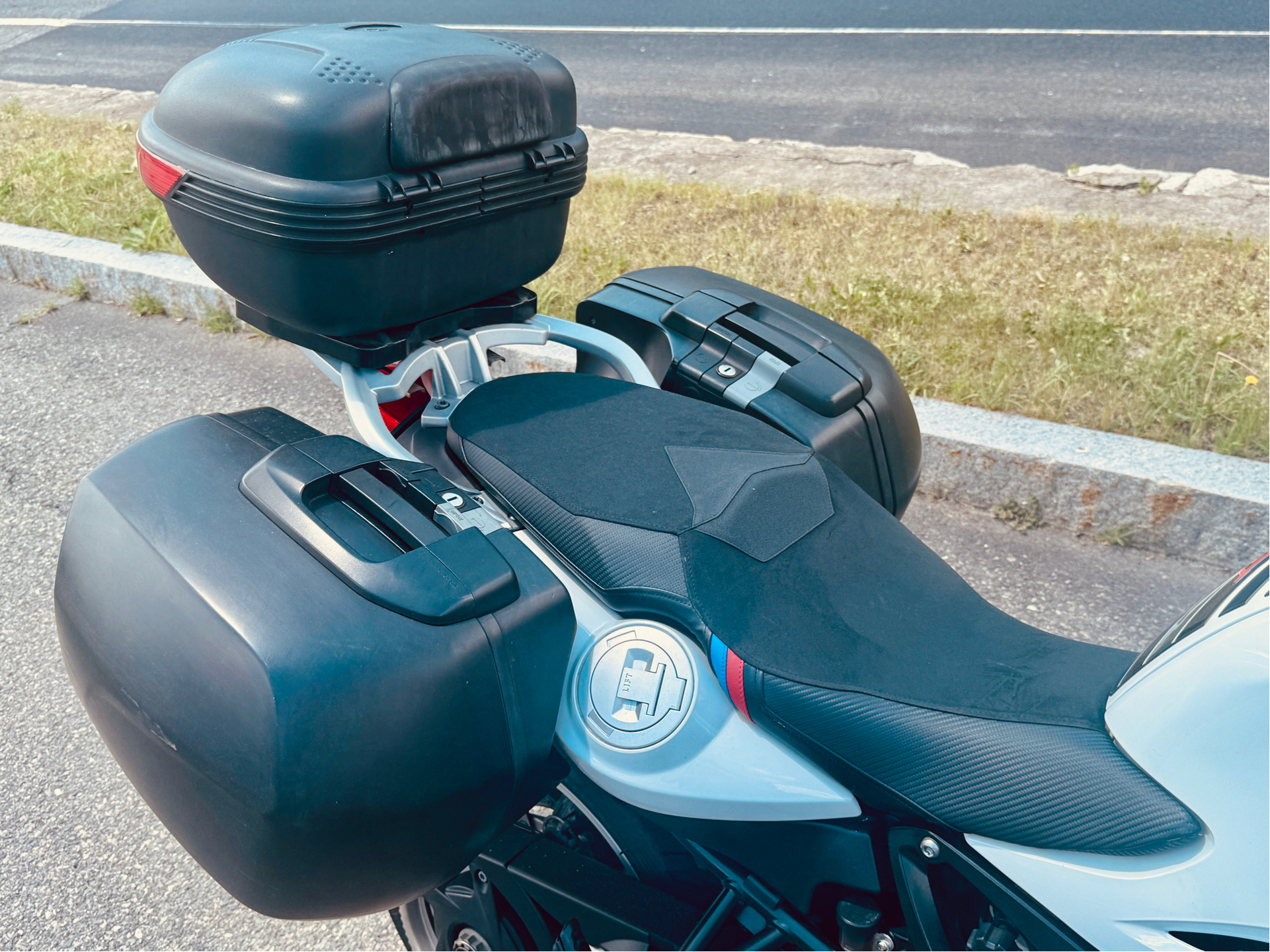 2014 BMW F 800 GT in Foxboro, Massachusetts - Photo 2