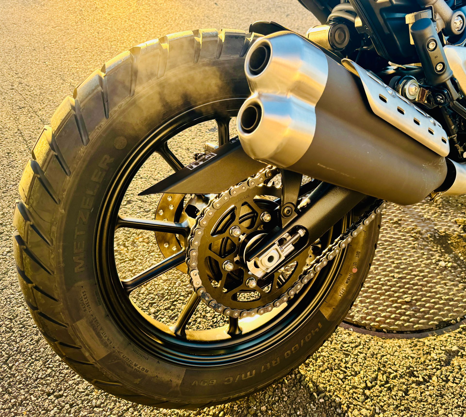2025 Triumph Scrambler 400 X in Foxboro, Massachusetts - Photo 27