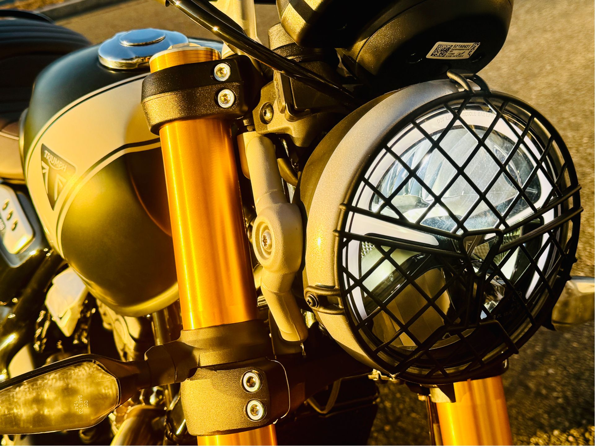 2025 Triumph Scrambler 400 X in Foxboro, Massachusetts - Photo 8
