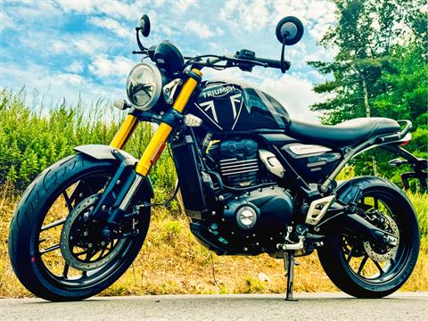 2024 Triumph Speed 400 in Foxboro, Massachusetts - Photo 1