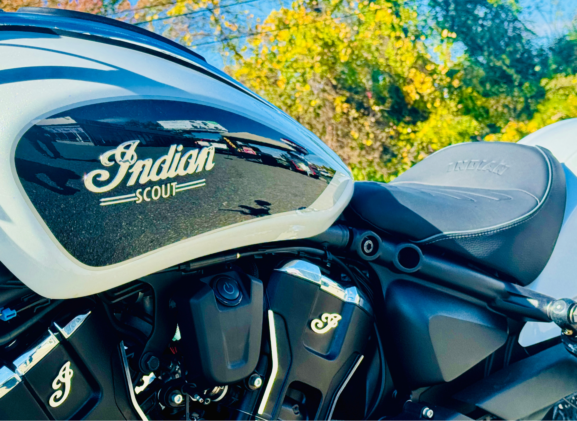 2025 Indian Motorcycle Scout® Classic Limited +Tech in Foxboro, Massachusetts - Photo 10