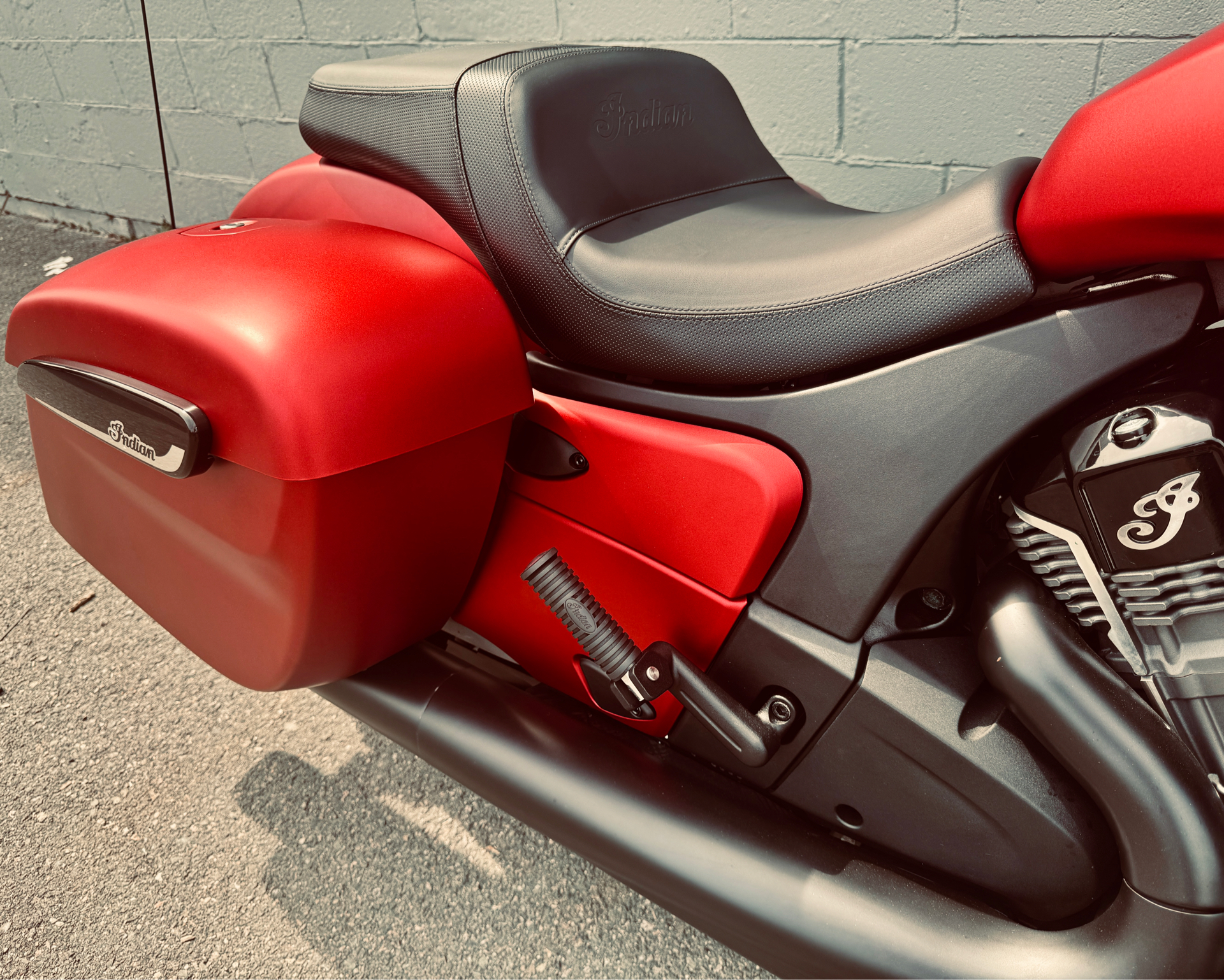 2024 Indian Motorcycle Challenger® Dark Horse® in Foxboro, Massachusetts - Photo 9