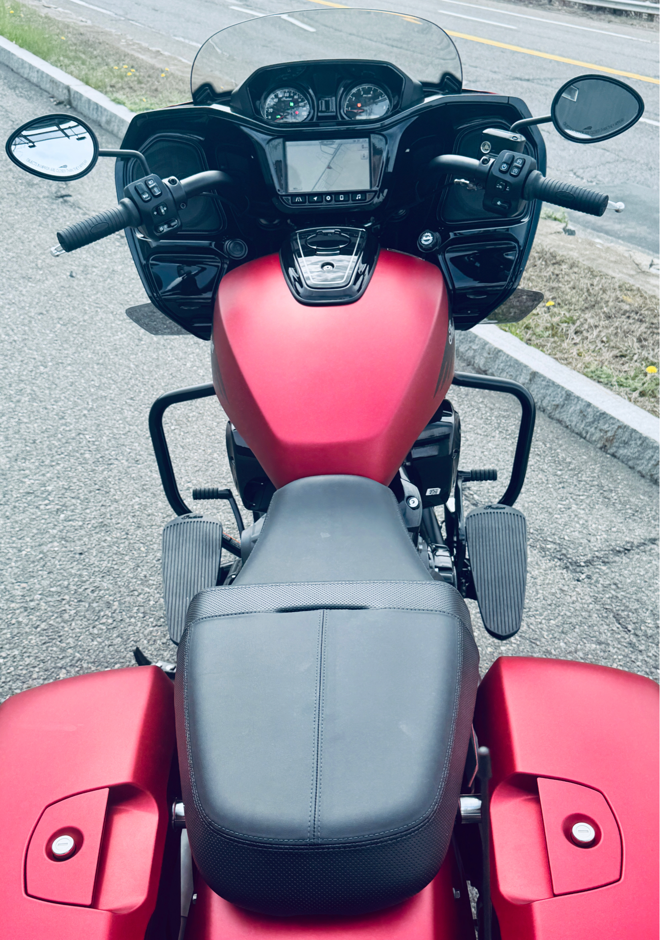 2024 Indian Motorcycle Challenger® Dark Horse® in Foxboro, Massachusetts - Photo 13