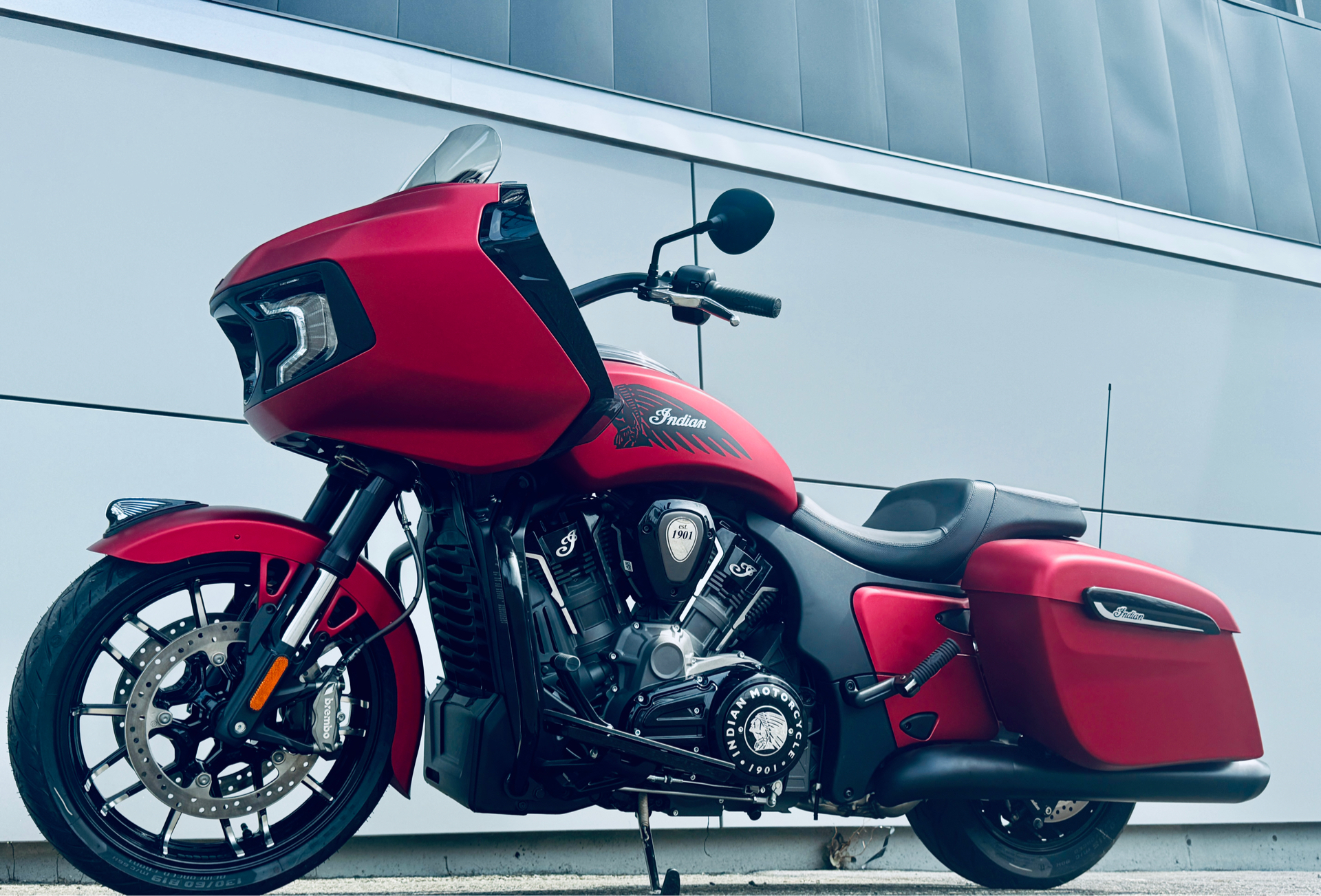 2024 Indian Motorcycle Challenger® Dark Horse® in Foxboro, Massachusetts - Photo 19