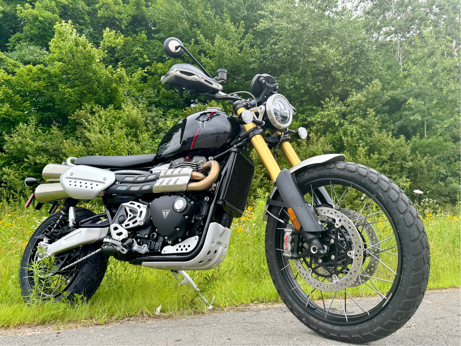 2024 Triumph Scrambler 1200 XE in Foxboro, Massachusetts - Photo 10