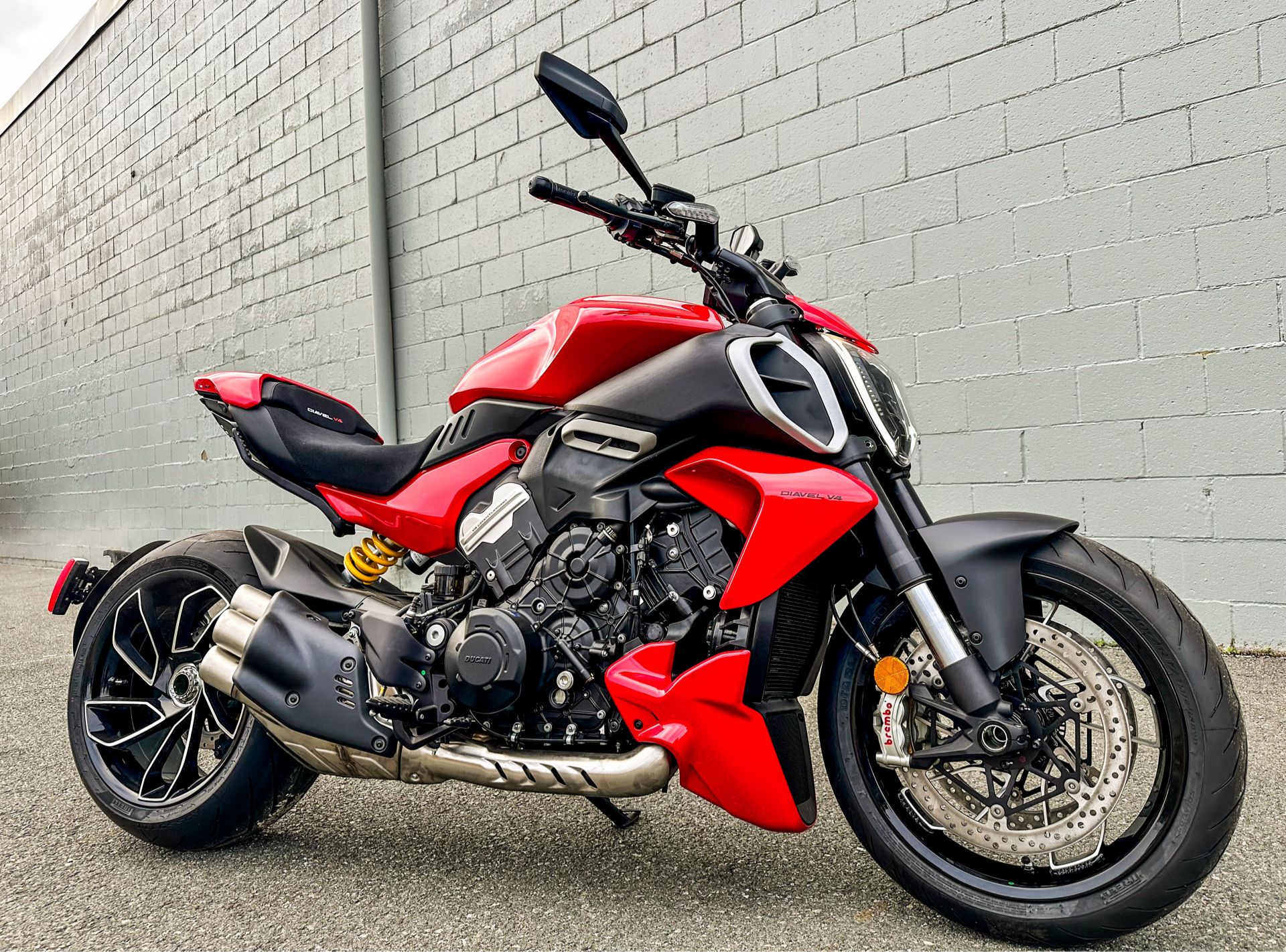 2024 Ducati Diavel V4 in Foxboro, Massachusetts - Photo 18