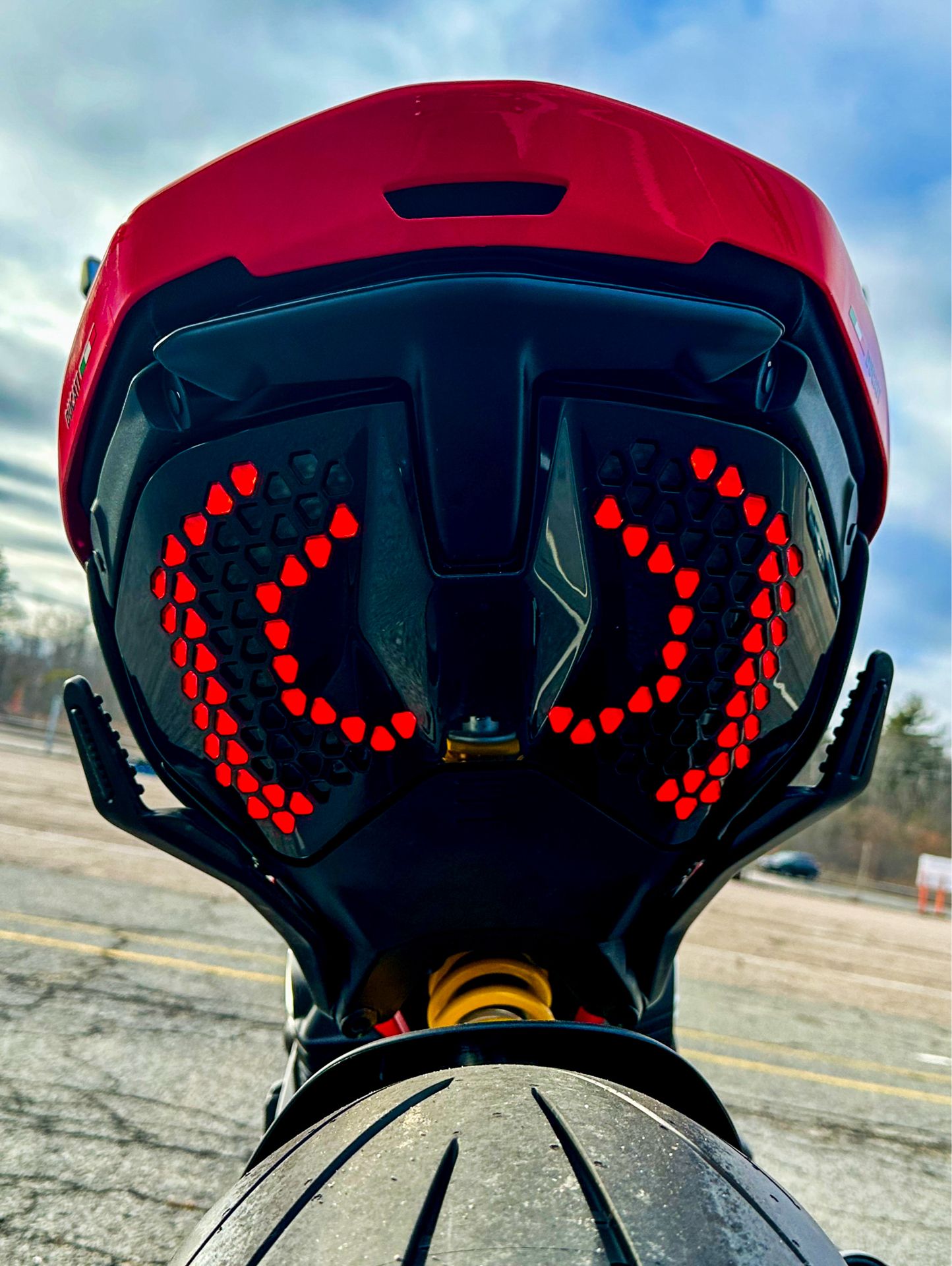 2024 Ducati Diavel V4 in Foxboro, Massachusetts - Photo 8