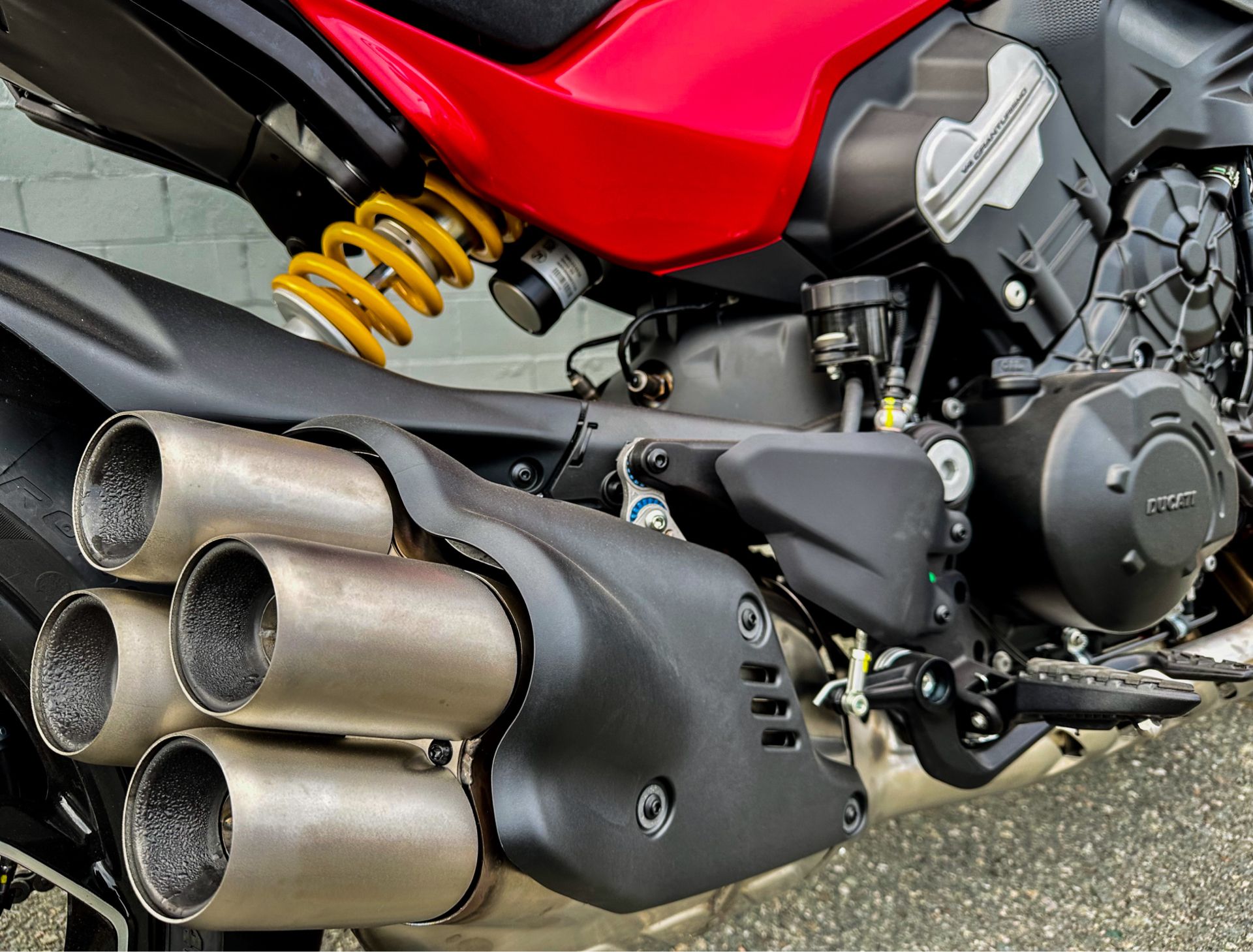 2024 Ducati Diavel V4 in Foxboro, Massachusetts - Photo 6