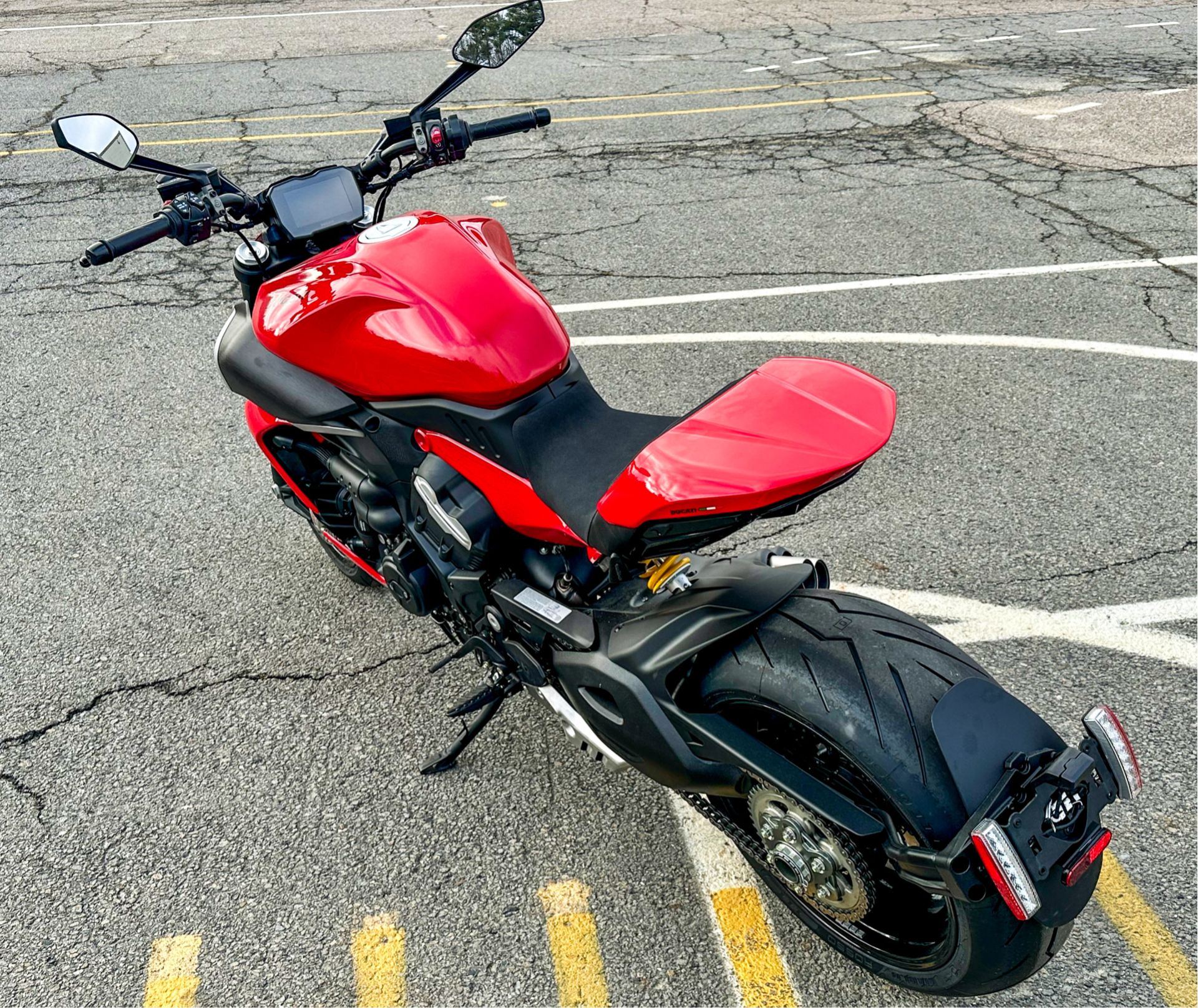 2024 Ducati Diavel V4 in Foxboro, Massachusetts - Photo 12