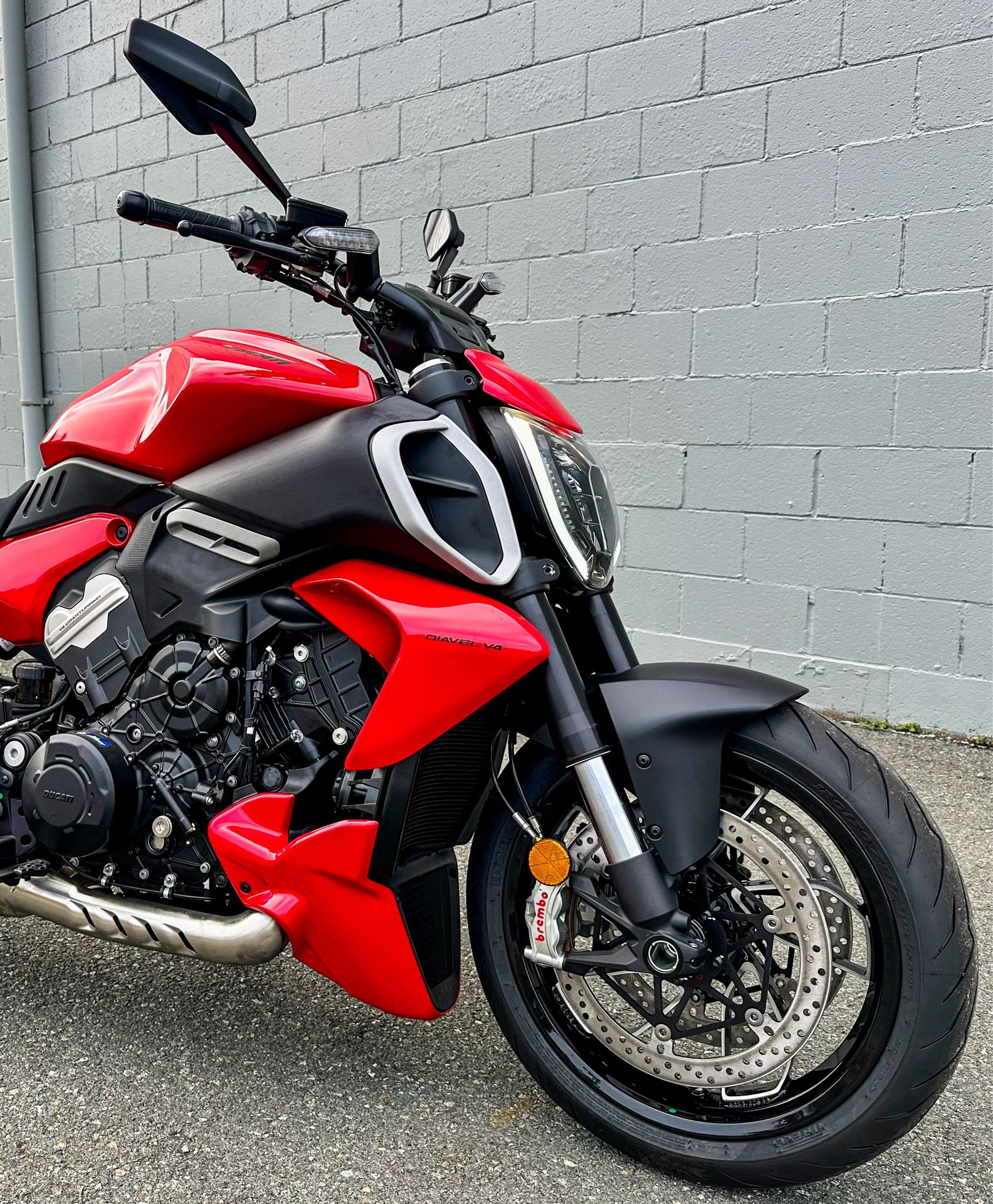 2024 Ducati Diavel V4 in Foxboro, Massachusetts - Photo 23