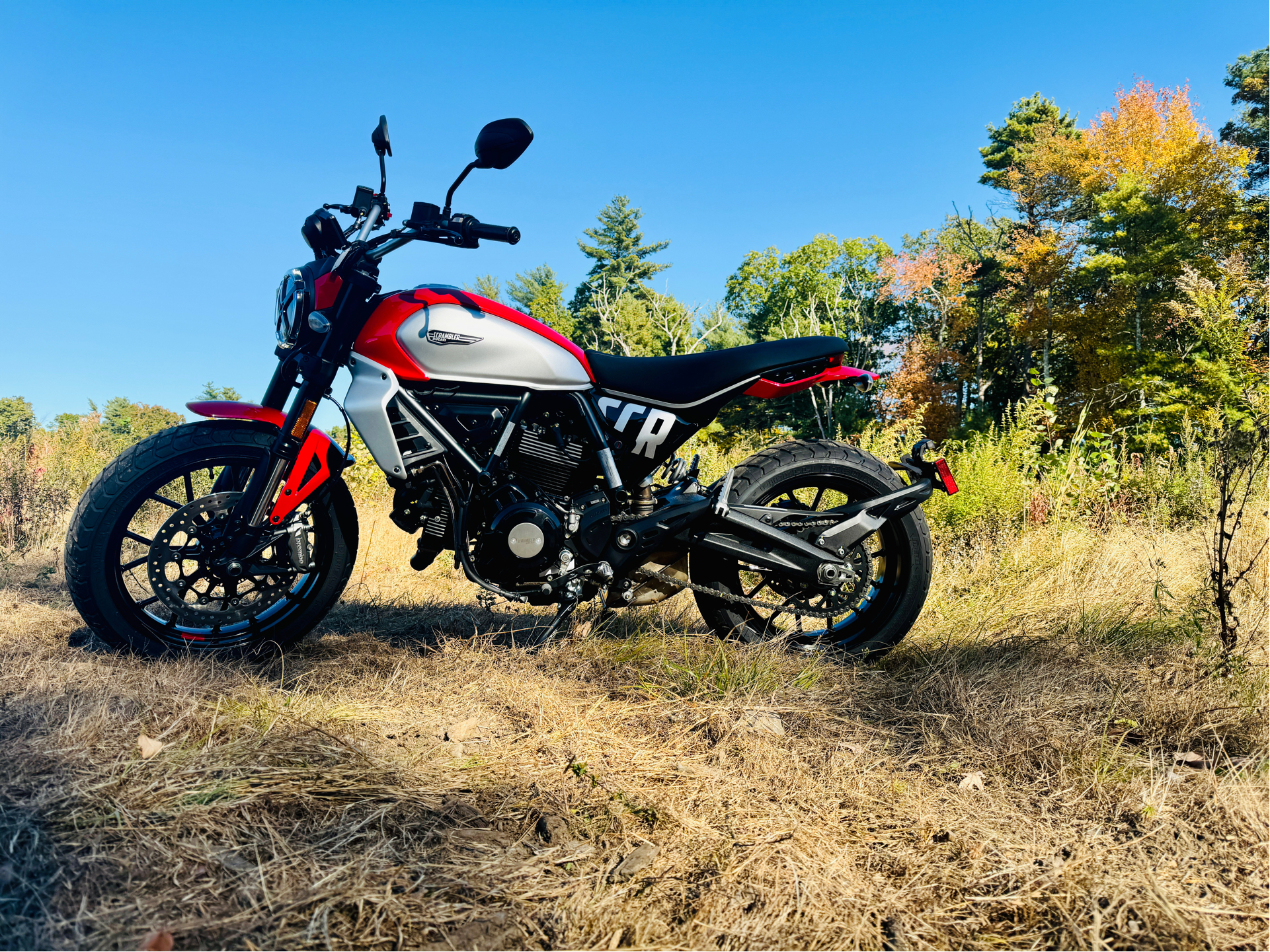2025 Ducati Scrambler Icon in Foxboro, Massachusetts - Photo 13