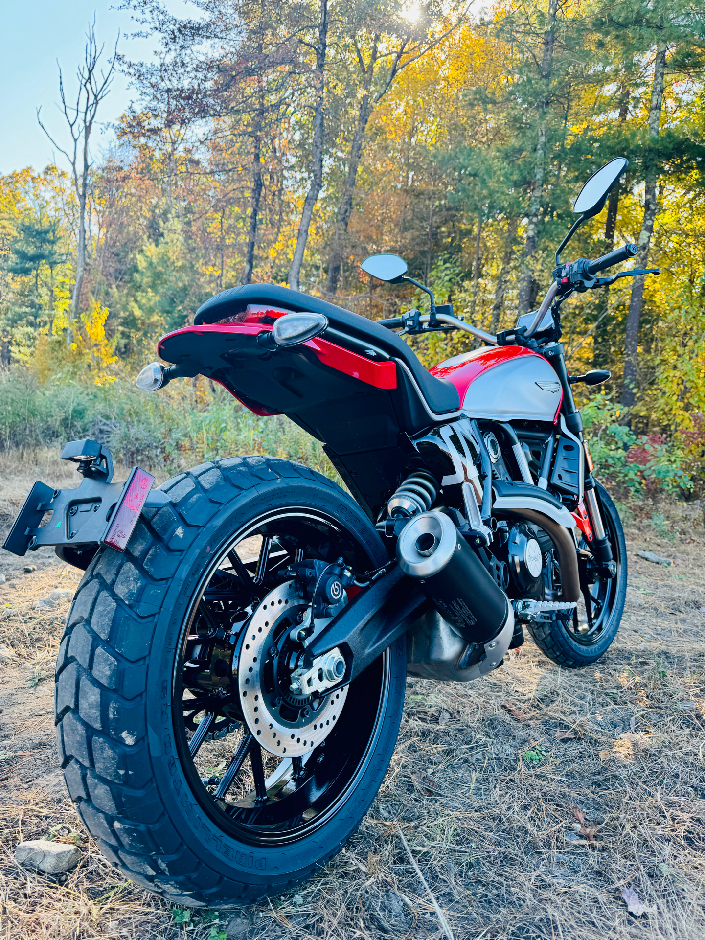 2025 Ducati Scrambler Icon in Foxboro, Massachusetts - Photo 16