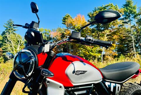 2025 Ducati Scrambler Icon in Foxboro, Massachusetts - Photo 26