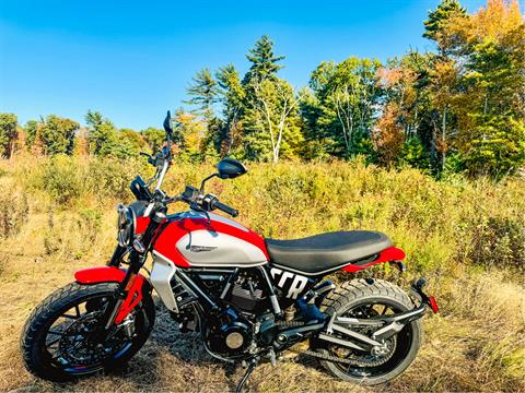 2025 Ducati Scrambler Icon in Foxboro, Massachusetts - Photo 34