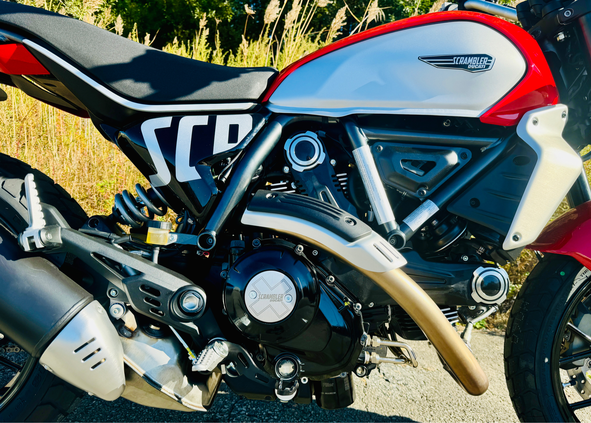 2025 Ducati Scrambler Icon in Foxboro, Massachusetts - Photo 5
