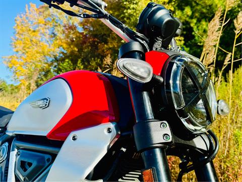 2025 Ducati Scrambler Icon in Foxboro, Massachusetts - Photo 46