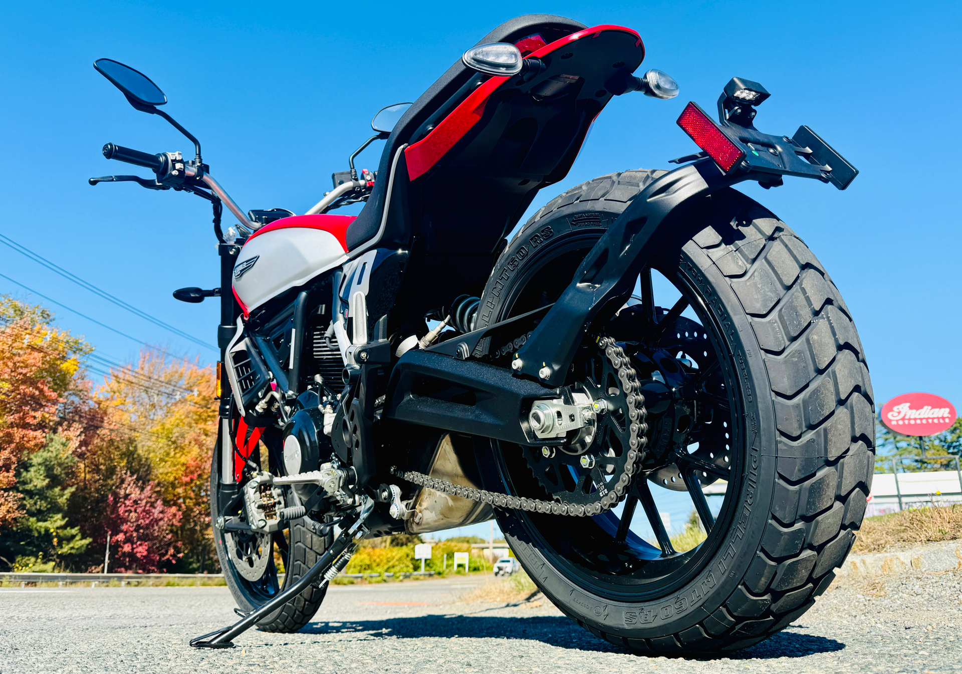 2025 Ducati Scrambler Icon in Foxboro, Massachusetts - Photo 6
