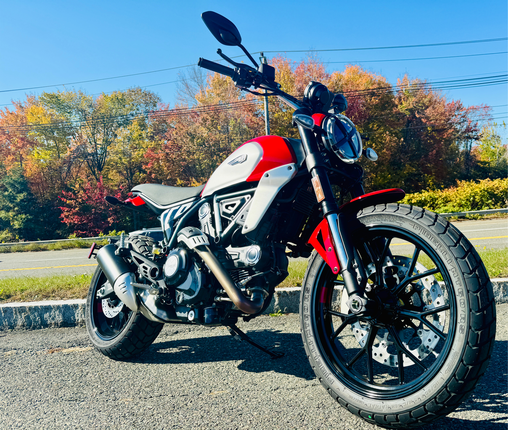 2025 Ducati Scrambler Icon in Foxboro, Massachusetts - Photo 61