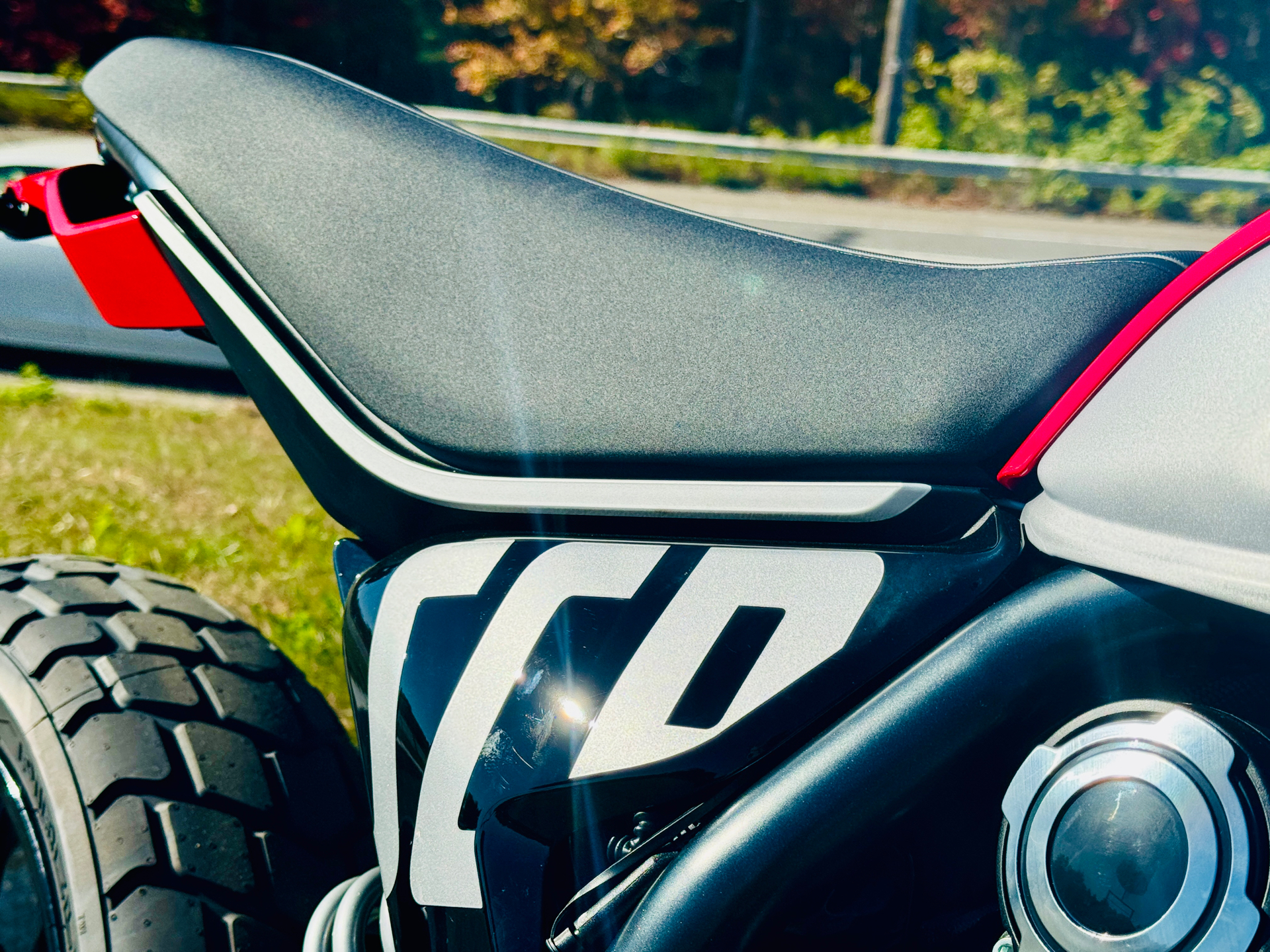 2025 Ducati Scrambler Icon in Foxboro, Massachusetts - Photo 56