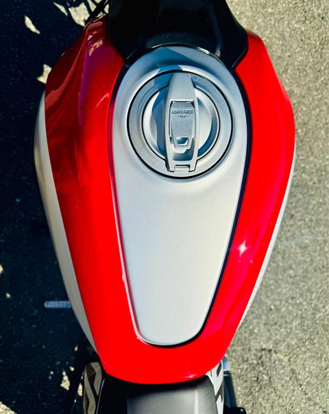 2025 Ducati Scrambler Icon in Foxboro, Massachusetts - Photo 63