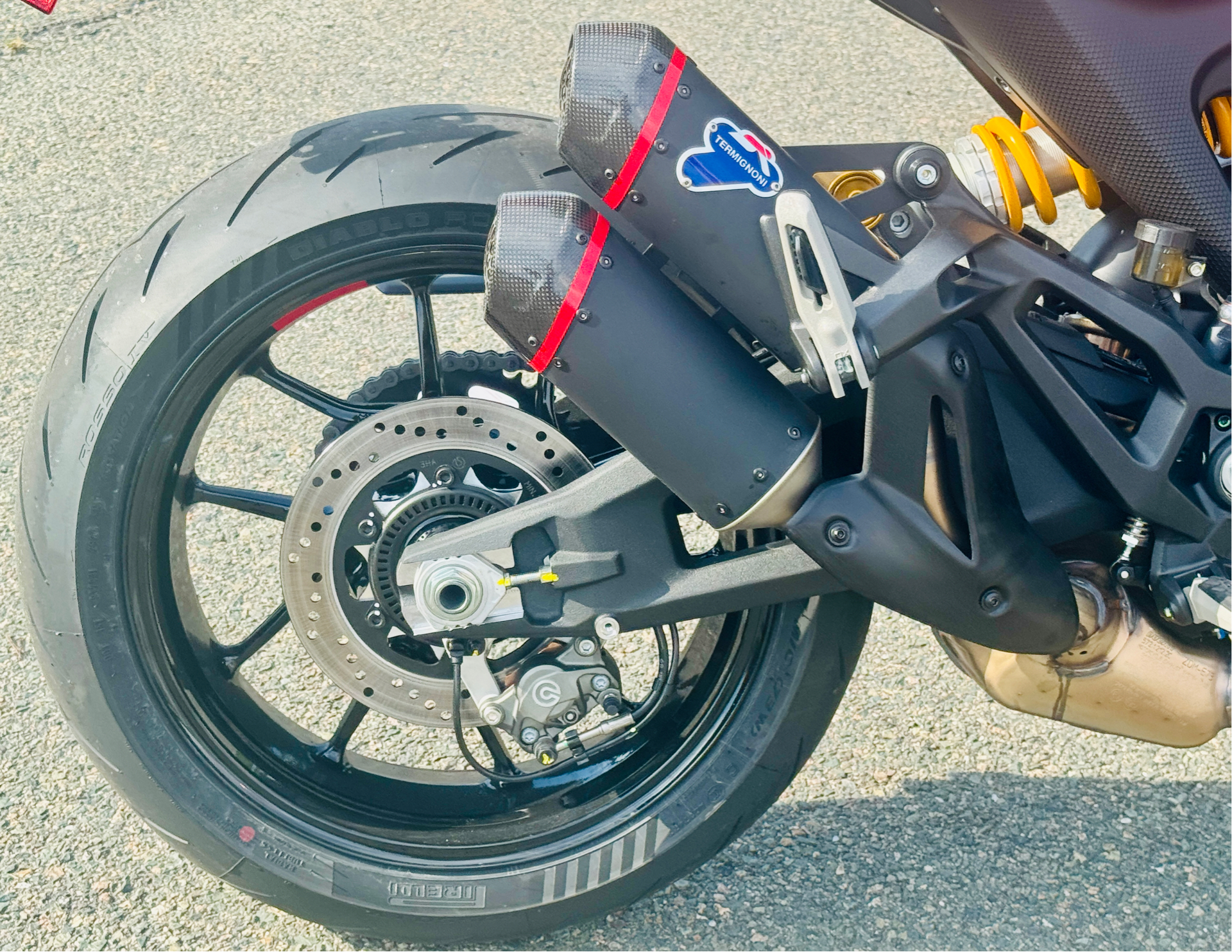 2025 Ducati Monster SP in Foxboro, Massachusetts - Photo 24