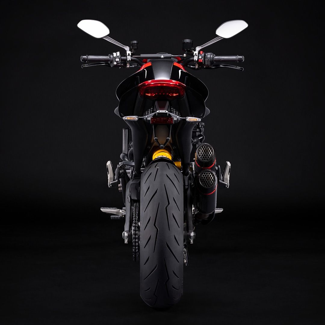 2025 Ducati Monster SP in Foxboro, Massachusetts - Photo 24