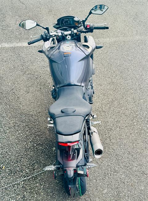 2024 Yamaha MT-10 in Foxboro, Massachusetts - Photo 18