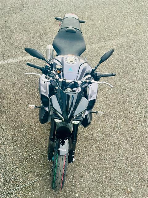 2024 Yamaha MT-10 in Foxboro, Massachusetts - Photo 9