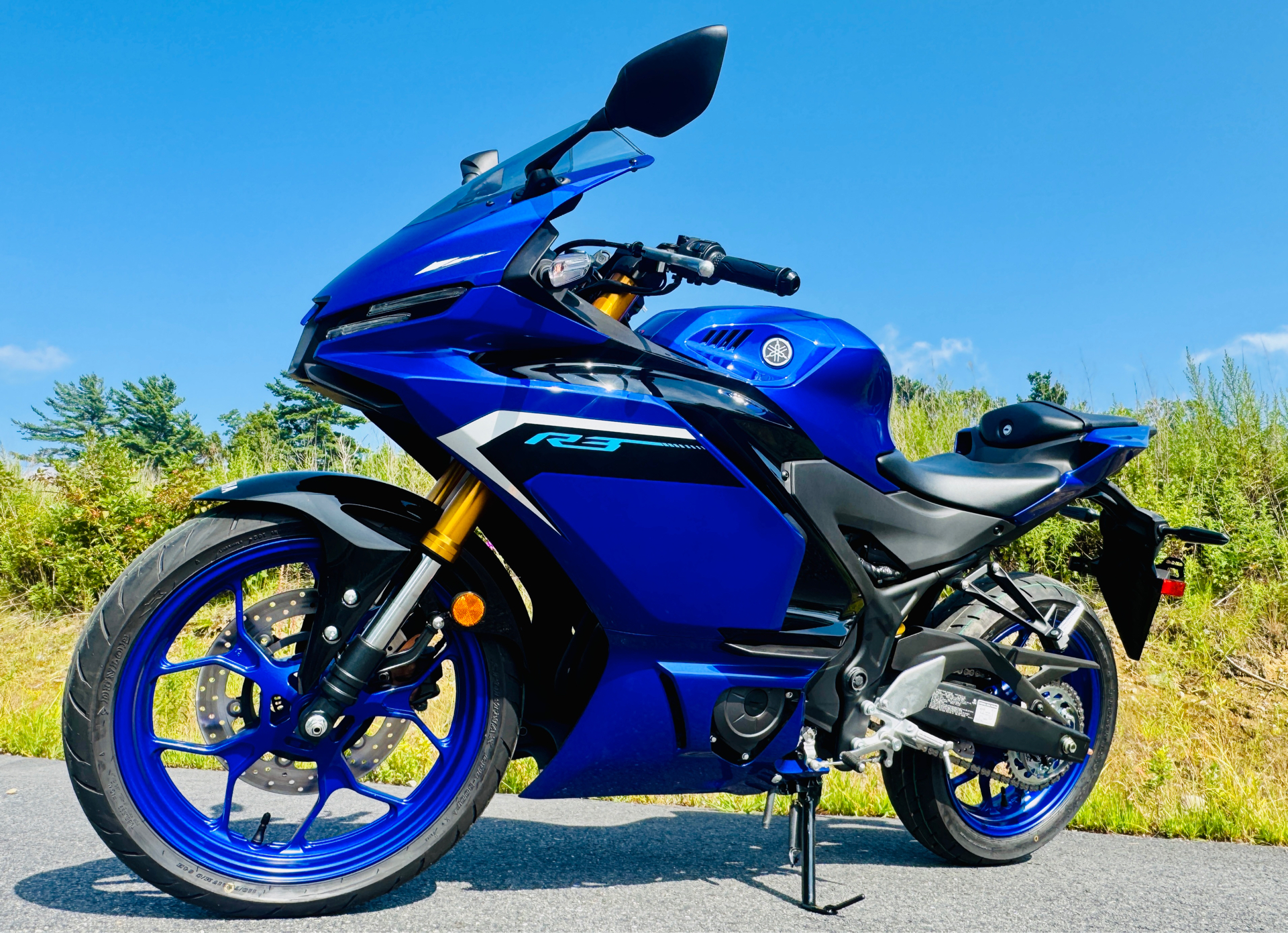 2025 Yamaha YZF-R3 in Foxboro, Massachusetts - Photo 1