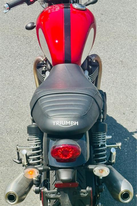 2023 Triumph Speed Twin 900 Chrome Edition in Foxboro, Massachusetts - Photo 6