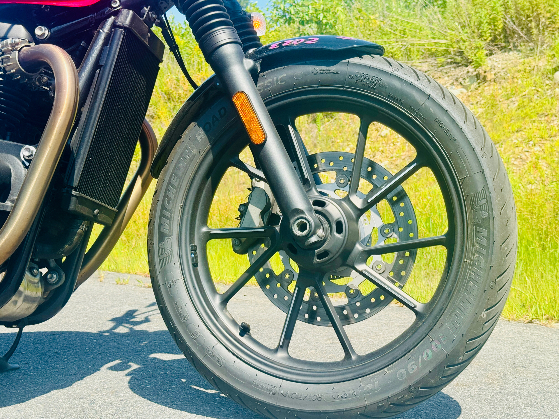 2023 Triumph Speed Twin 900 Chrome Edition in Foxboro, Massachusetts - Photo 14