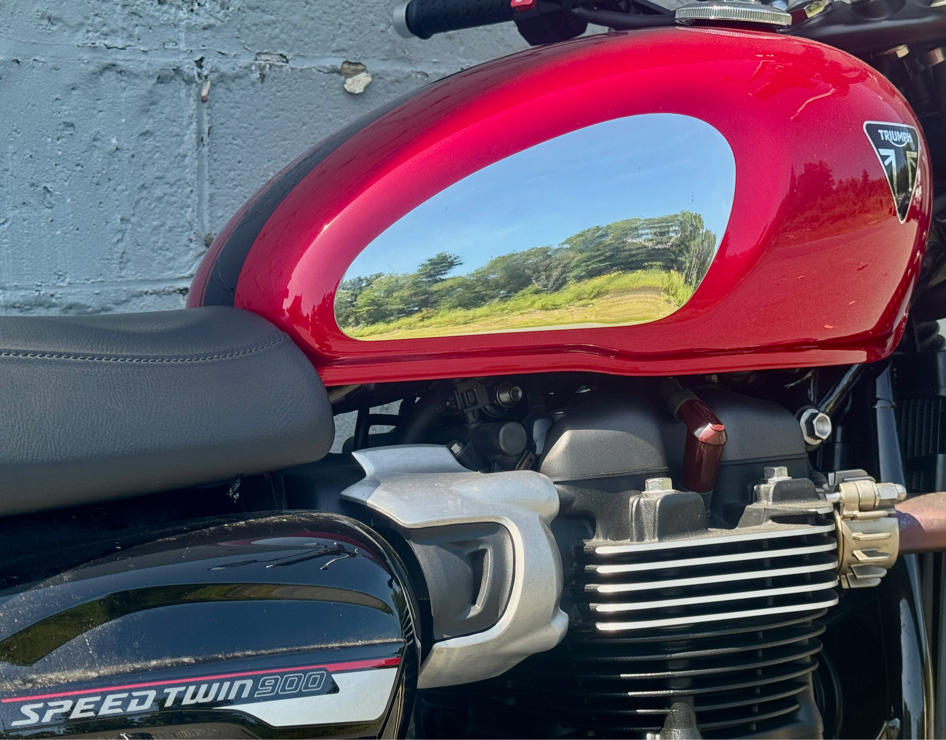 2023 Triumph Speed Twin 900 Chrome Edition in Foxboro, Massachusetts - Photo 23