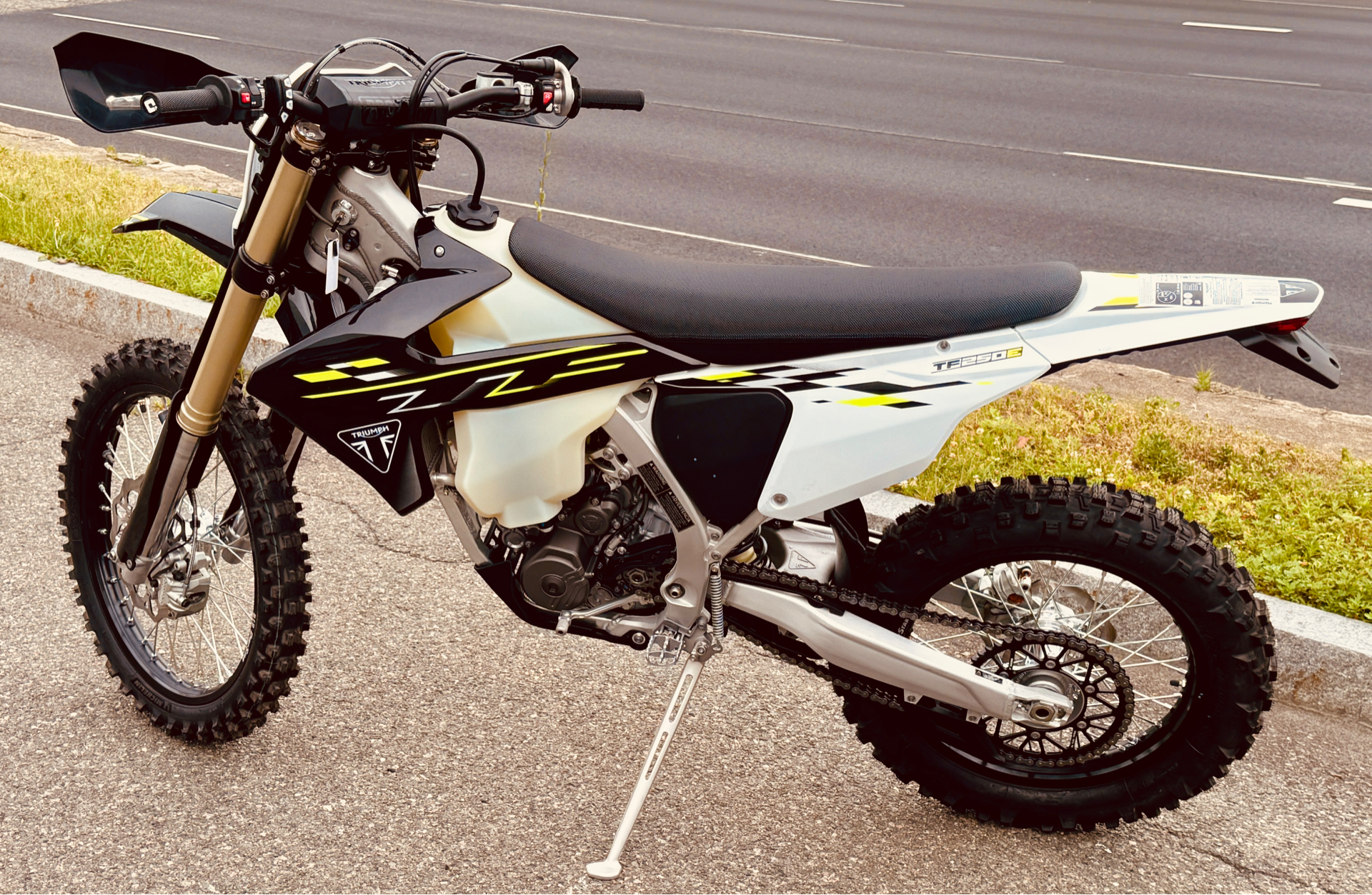 2026 Triumph TF 250-E in Foxboro, Massachusetts - Photo 3