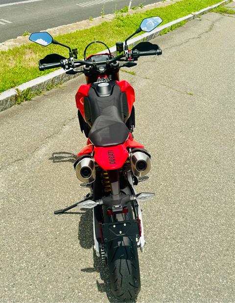2025 Ducati Hypermotard 698 Mono in Foxboro, Massachusetts - Photo 21